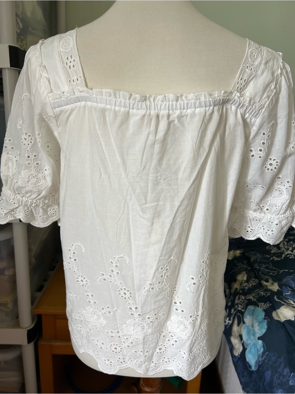 Jennifer & Grace White Eyelet Medium Lace Button-Front Women's 100% Cotton Top - Picture 7 of 15